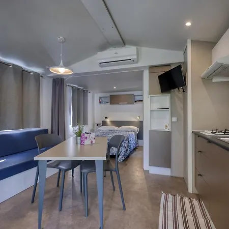 Kemp Eden Glamping *