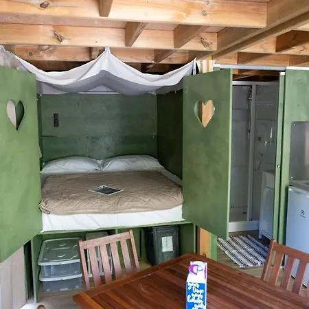 Eden Glamping *