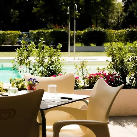 Kemp Eden Glamping *